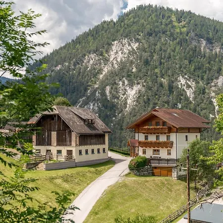 Mittergruberhof Bed & Breakfast 3*