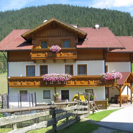 فندق مبيت وإفطار Mittergruberhof 3*