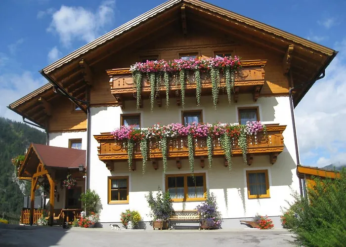 Mittergruberhof Bed & Breakfast 3*
